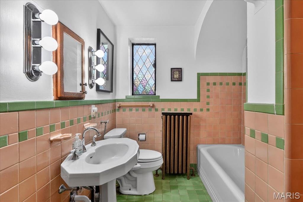 Bellerive Acres - Residential