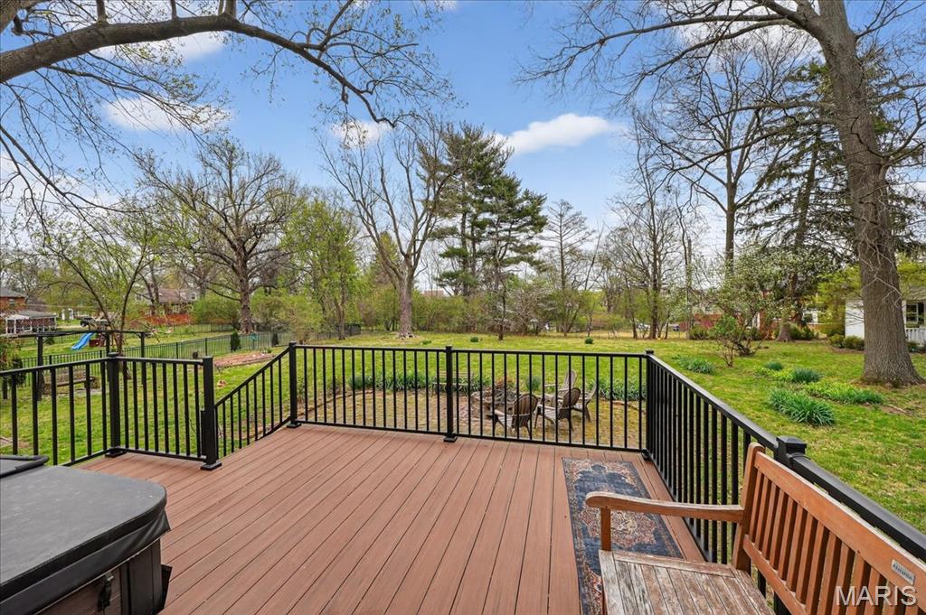 Bellerive Acres - Residential