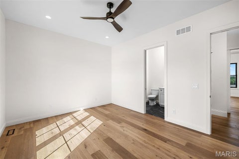 Tiny photo for 410 Redeemer Court, Defiance, MO 63341 (MLS # 26069303)