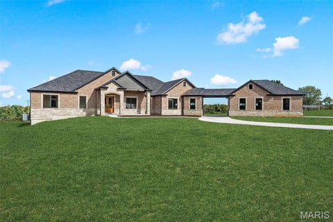 Tiny photo for 410 Redeemer Court, Defiance, MO 63341 (MLS # 26069303)