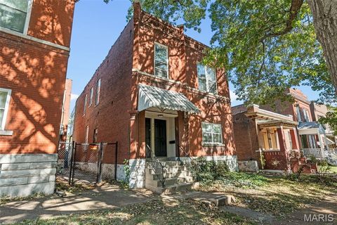 Photo of 3421 Osage Street, St Louis, MO 63118 (MLS # 25069413)