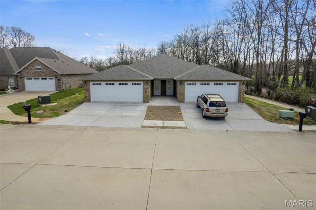 Shadow Wood Villas North - Residential Income