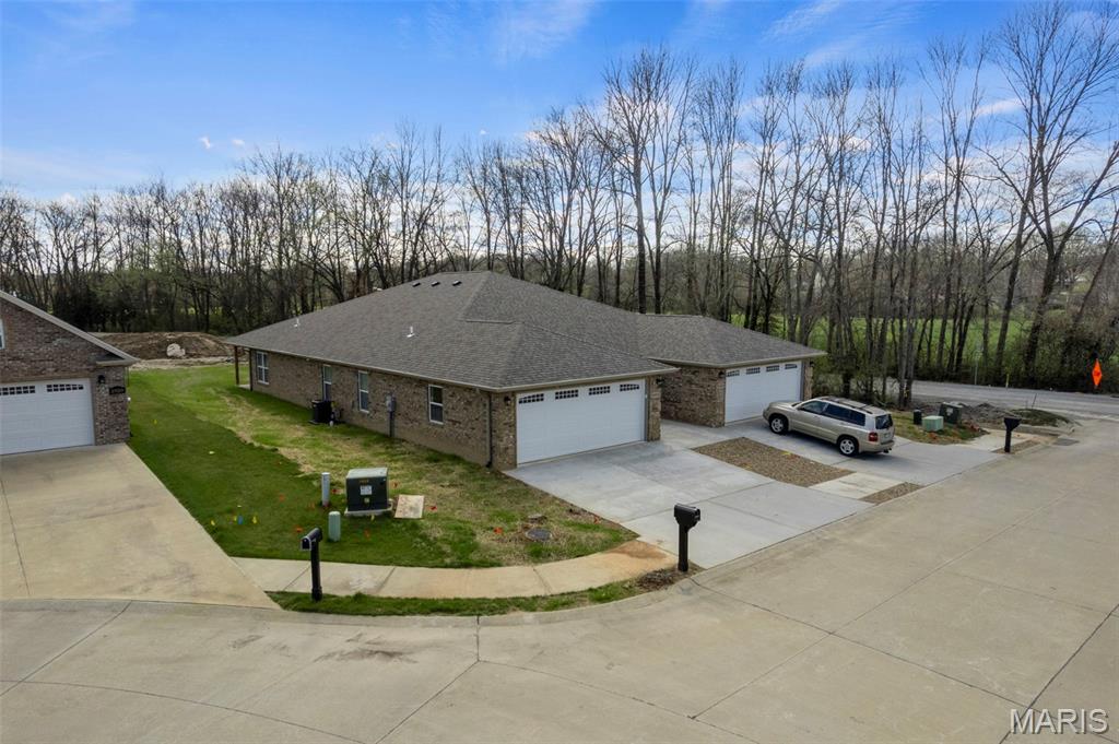 Shadow Wood Villas North - Residential Income