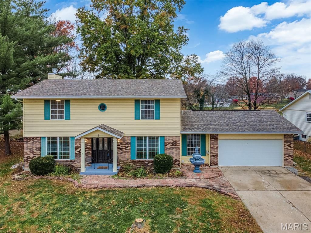 Photo of 3 Weatherby Drive, St Peters, MO 63376 (MLS # 25072580)