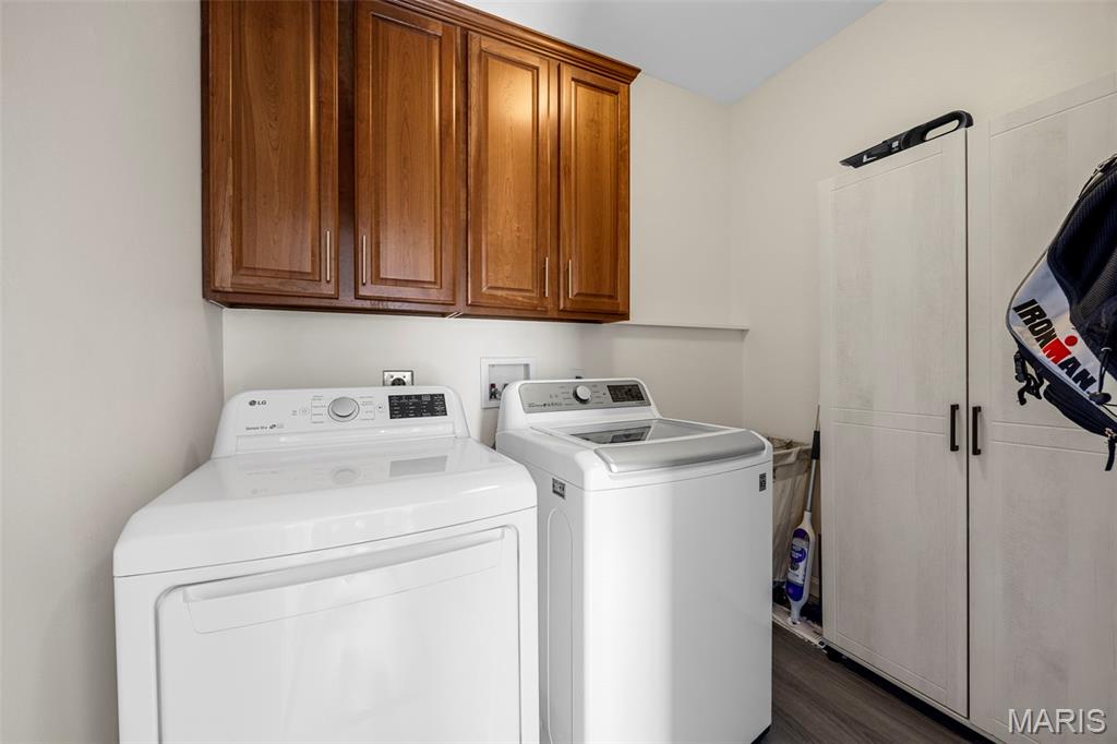 St Peters, Missouri 63376, United States, 4 Bedrooms Bedrooms, ,4 BathroomsBathrooms,Residential,Active,161913