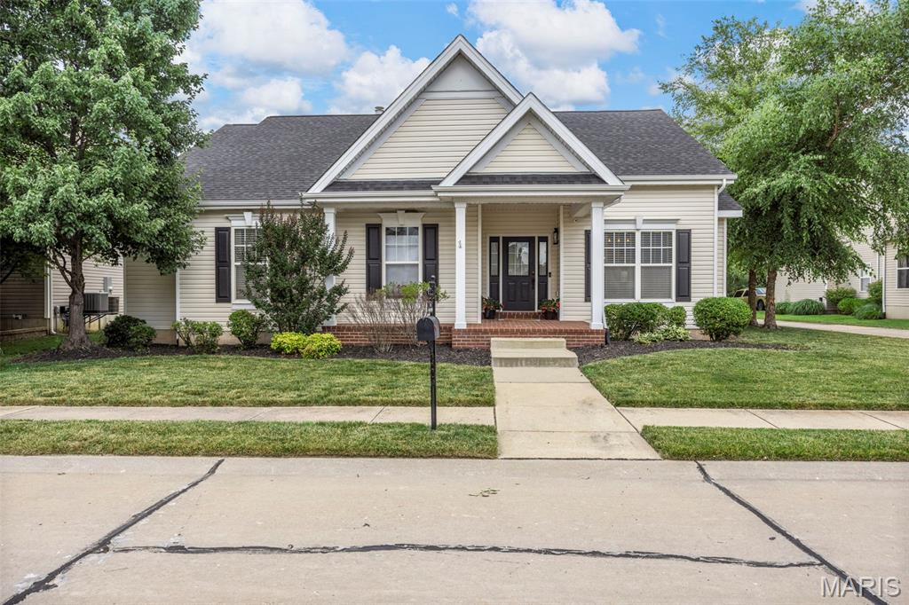 St Peters, Missouri 63376, United States, 4 Bedrooms Bedrooms, ,4 BathroomsBathrooms,Residential,Active,161913