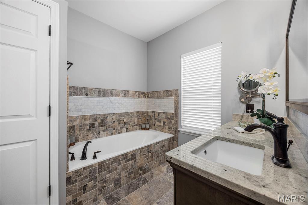 St Peters, Missouri 63376, United States, 4 Bedrooms Bedrooms, ,4 BathroomsBathrooms,Residential,Active,161913