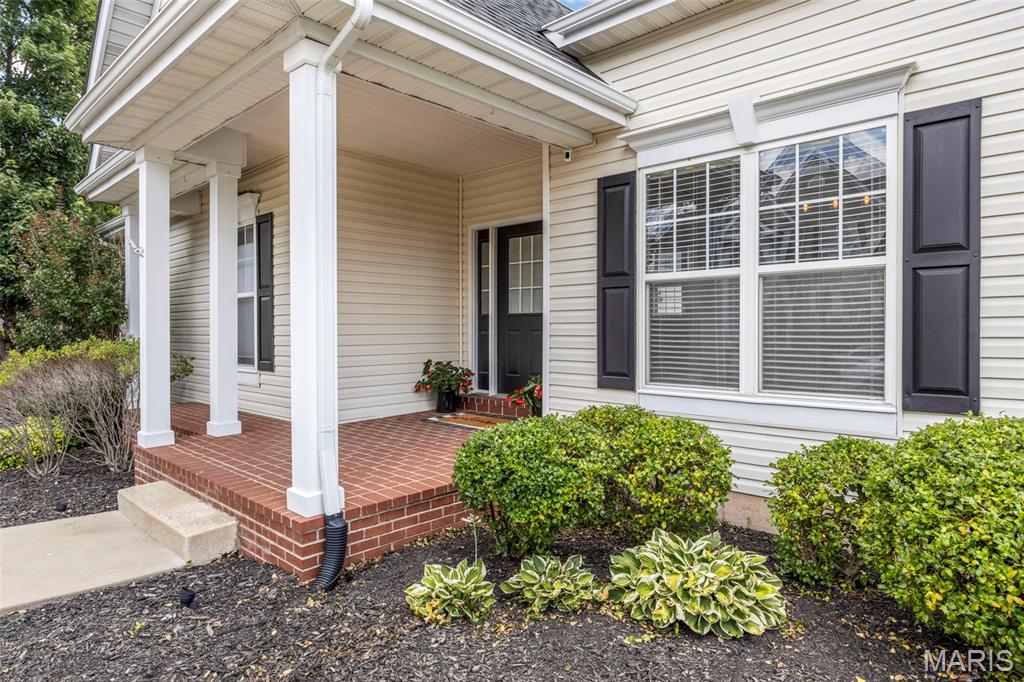 St Peters, Missouri 63376, United States, 4 Bedrooms Bedrooms, ,4 BathroomsBathrooms,Residential,Active,161913