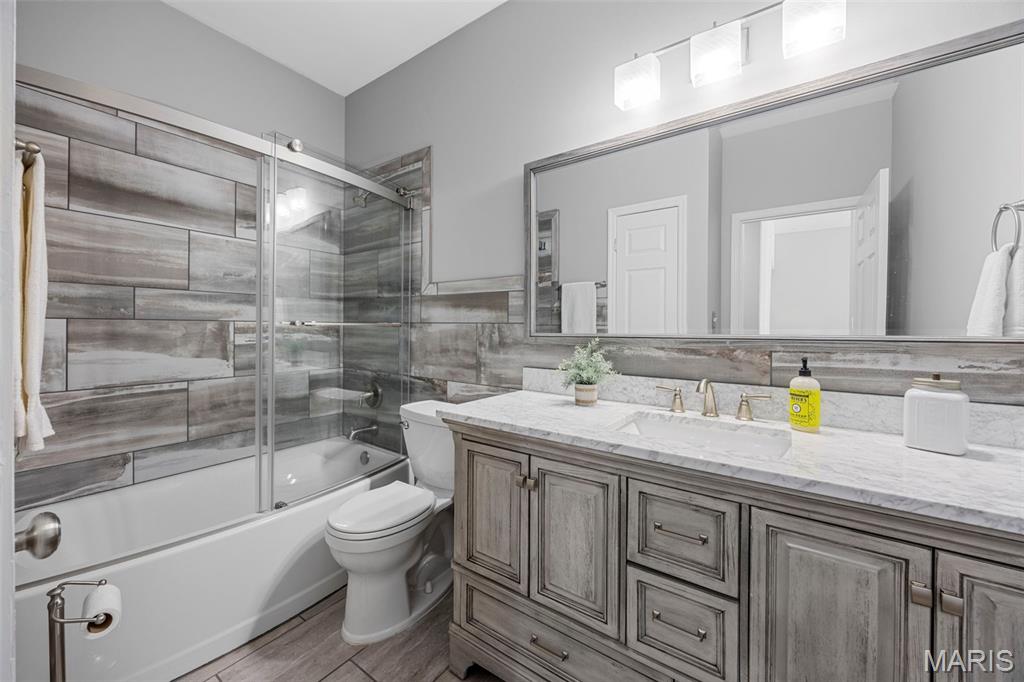 St Peters, Missouri 63376, United States, 4 Bedrooms Bedrooms, ,4 BathroomsBathrooms,Residential,Active,161913