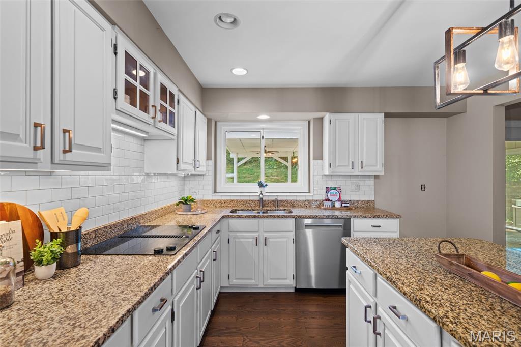 718 Cedar Field Court