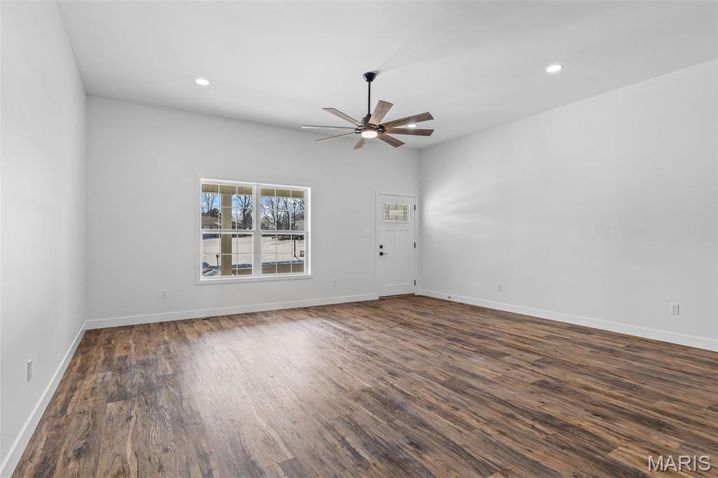 323 Wellington Place