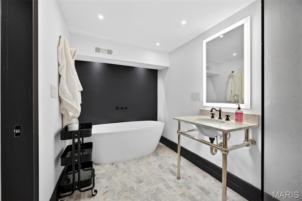 Lynch Add - Residential