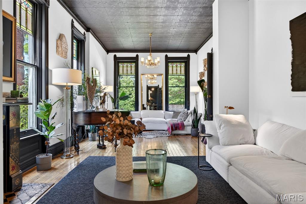 Lynch Add - Residential