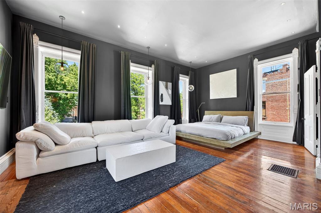 Lynch Add - Residential
