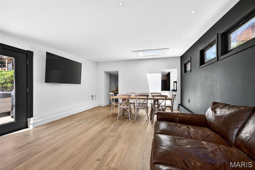 Lynch Add - Residential