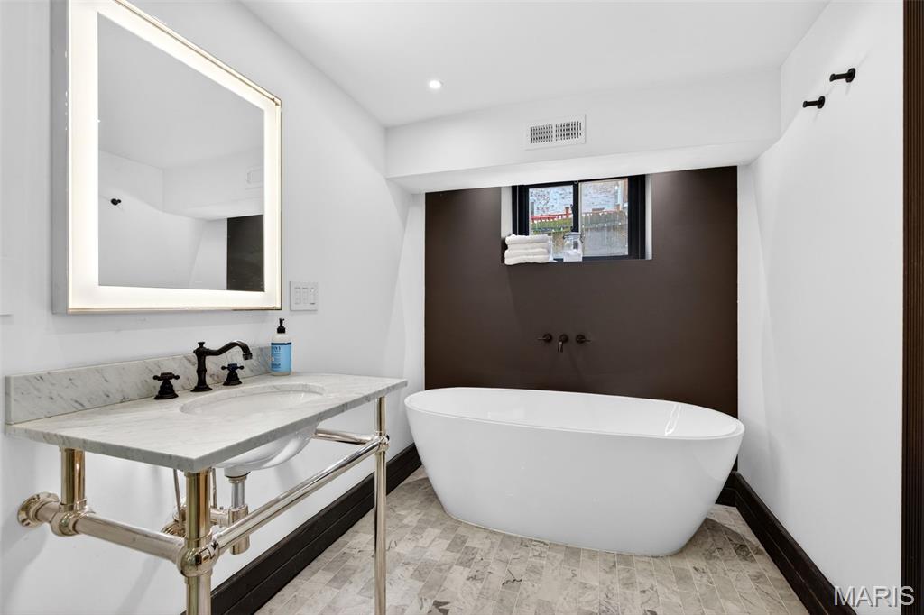 Lynch Add - Residential