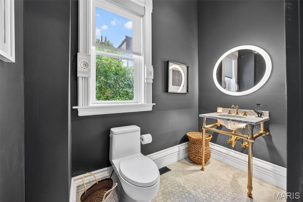 Lynch Add - Residential