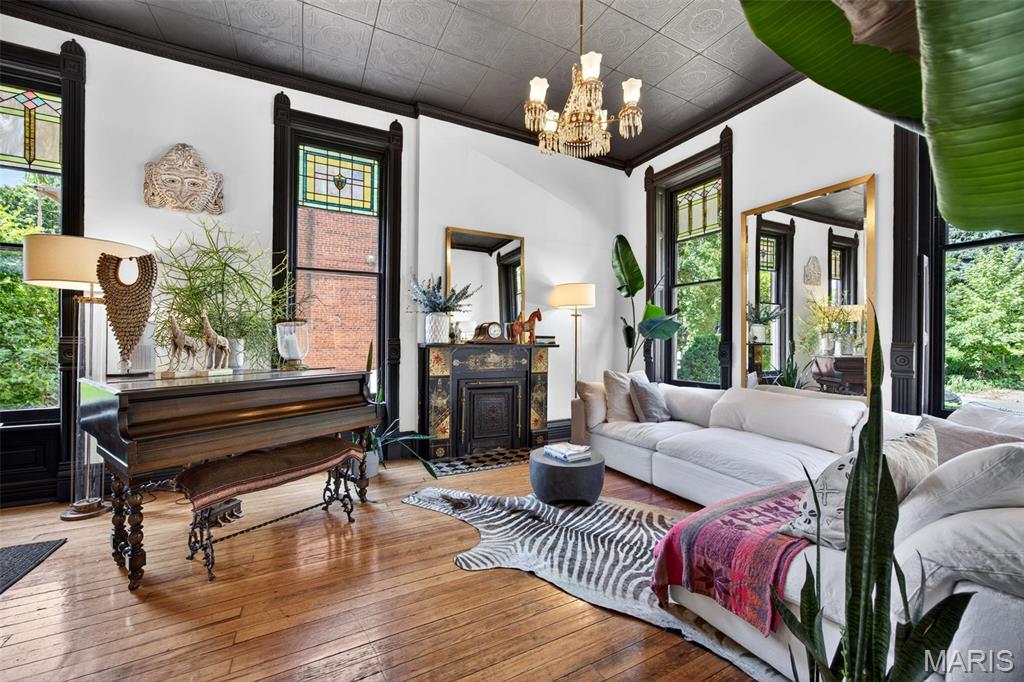 Lynch Add - Residential