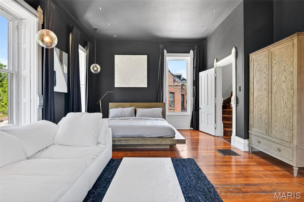 Lynch Add - Residential