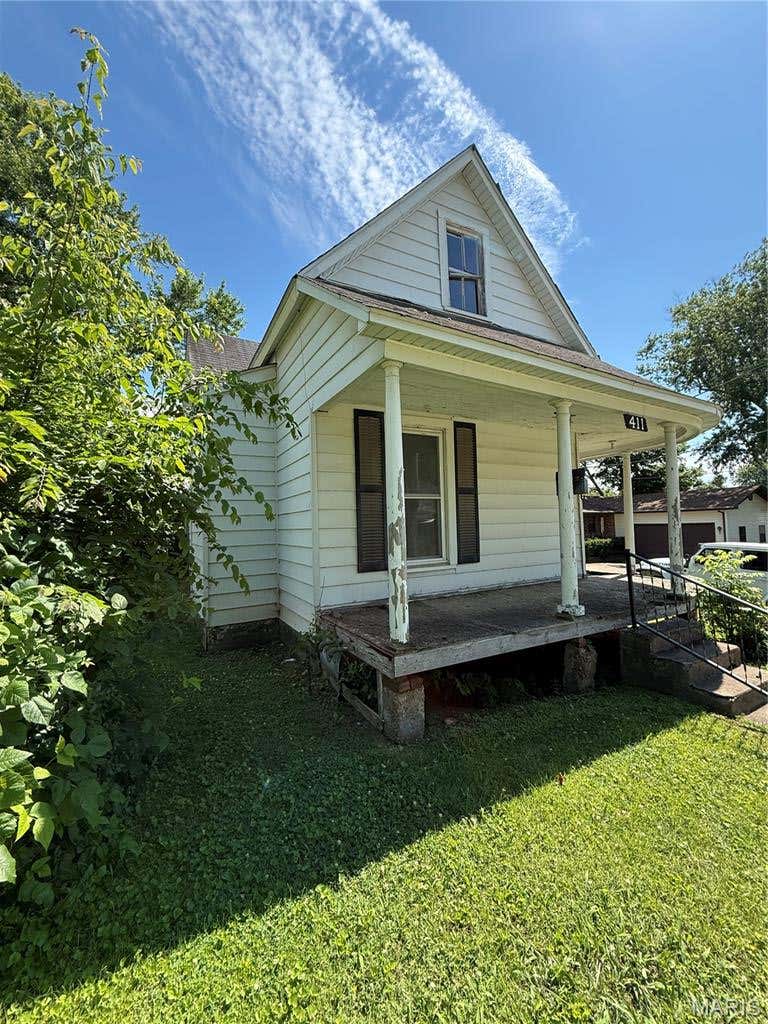 Photo of 411 E Marvin AVE, Fredericktown, MO 63645 (MLS # 26038388)