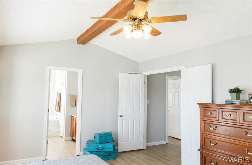 Country Crossing Manor - Residential