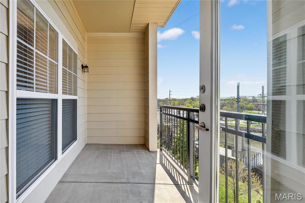 Hanley Station Condo First - Residential