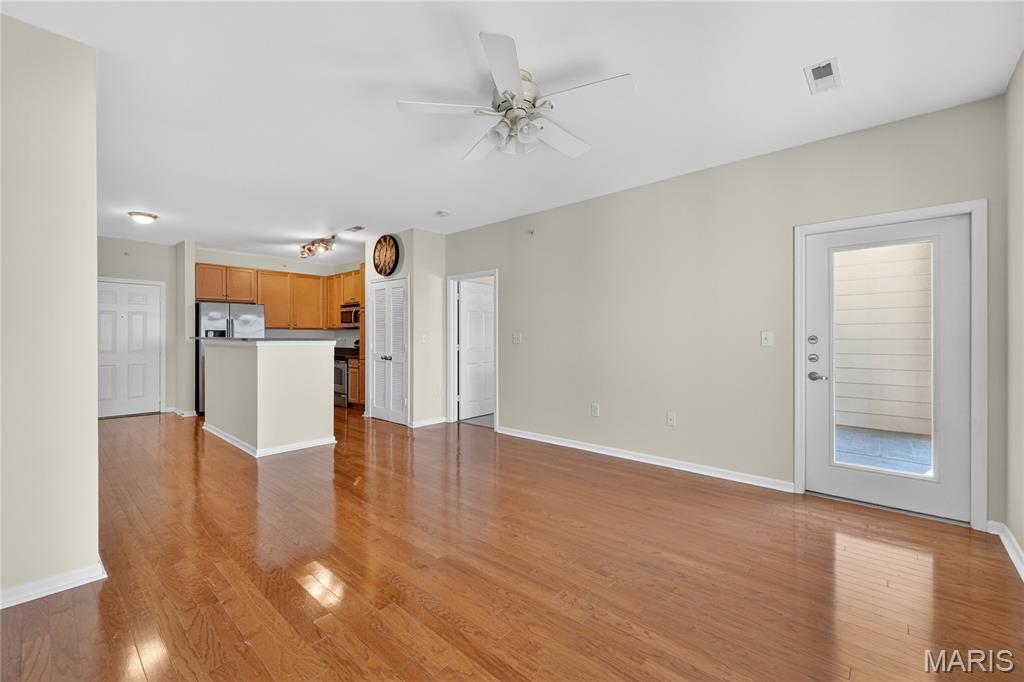 Hanley Station Condo First - Residential