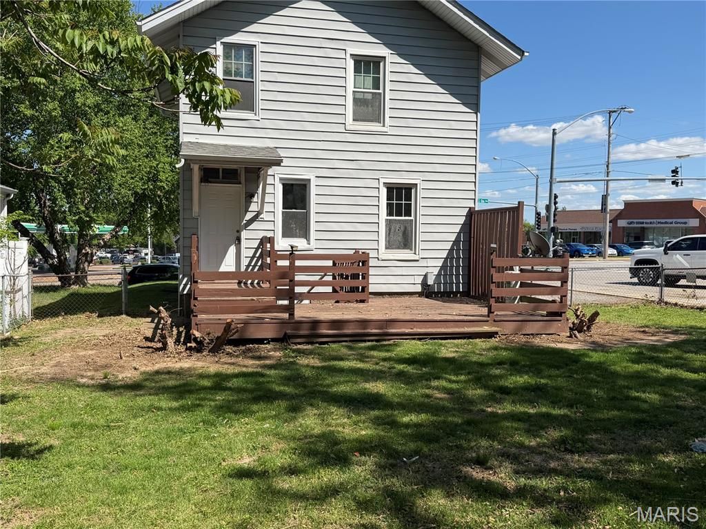 Photo of 437 S Elm Avenue, St Louis, MO 63119 (MLS # 26024595)