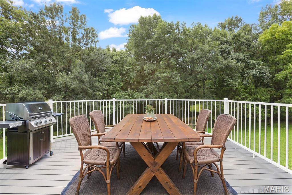 15 Oak Valley Drive