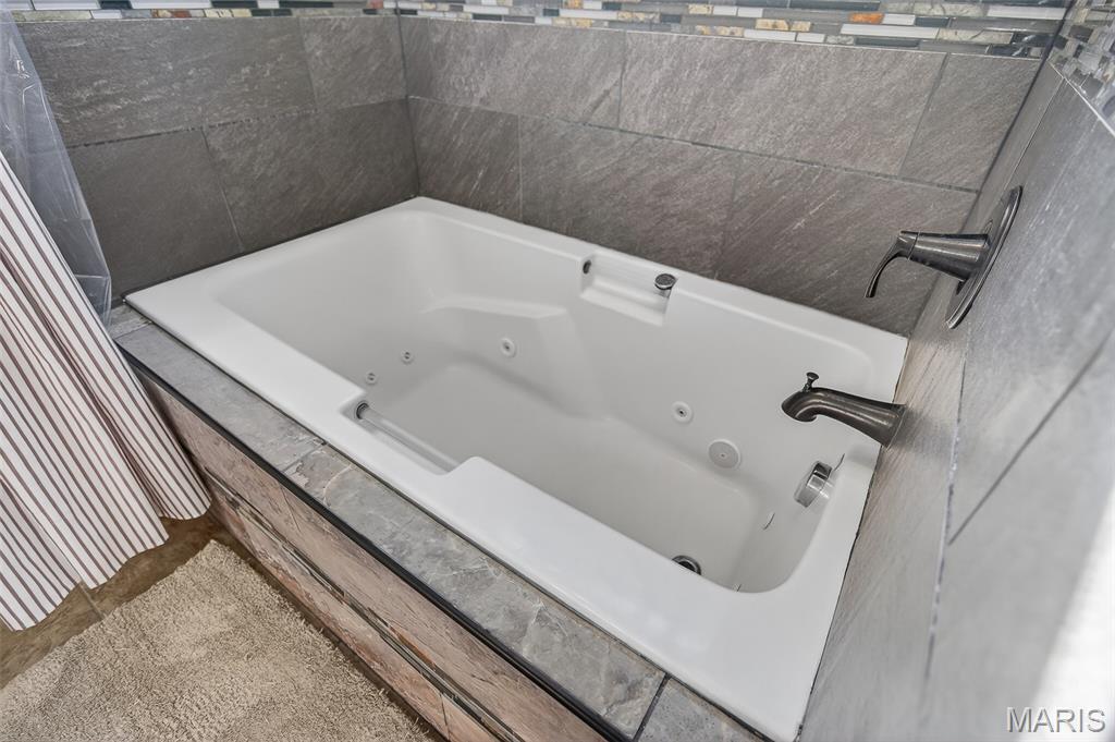 Ridge Crk 01 Amd - Residential