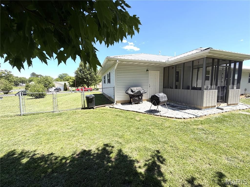 Photo of 616 Kaitlin Drive, Mountain View, MO 65548 (MLS # 26029237)