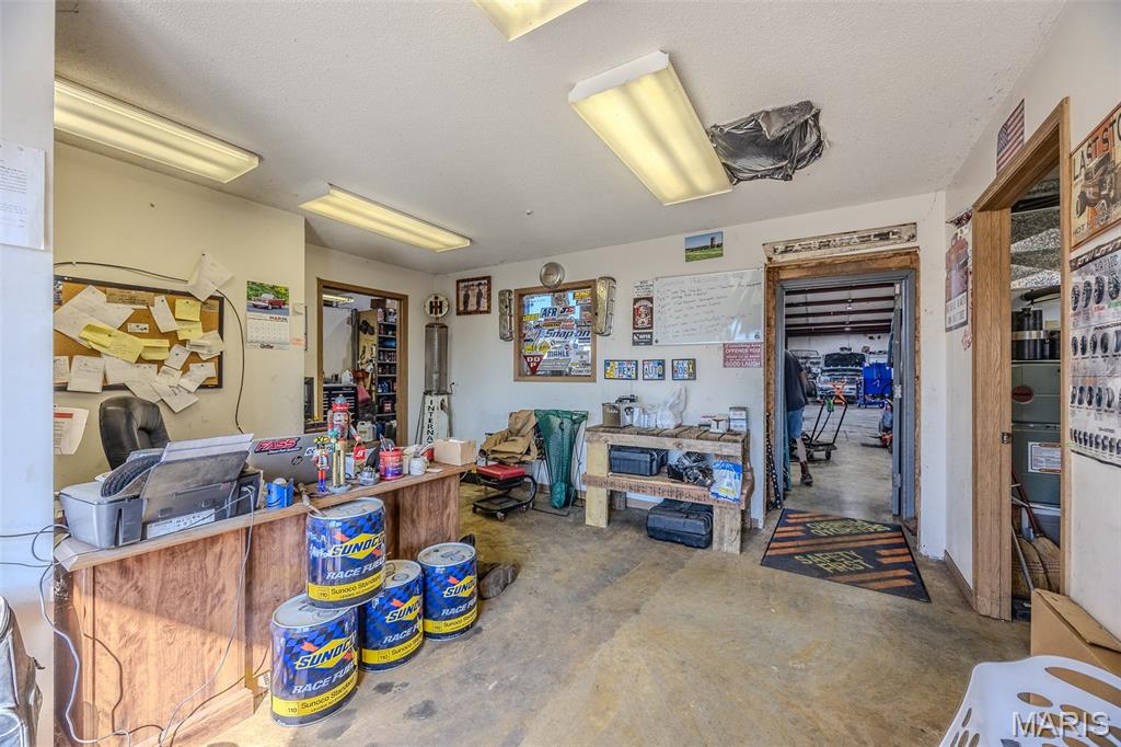 none - Commercial Sale