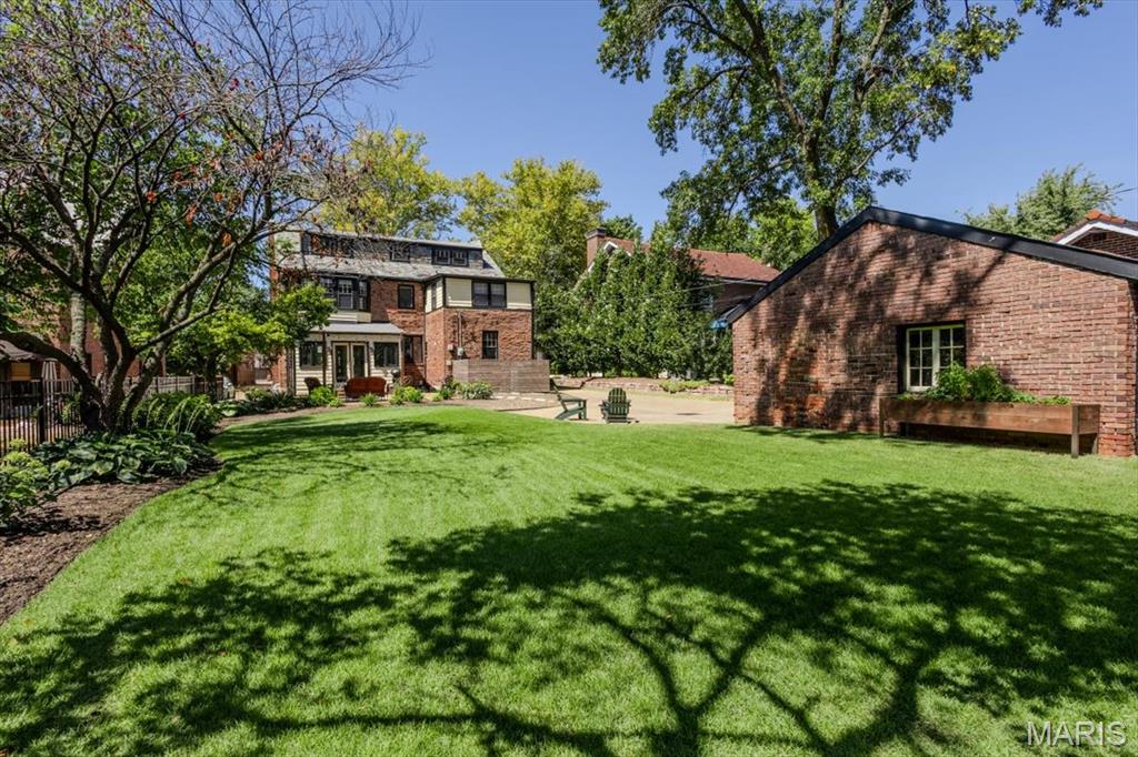 University Hills - Residential