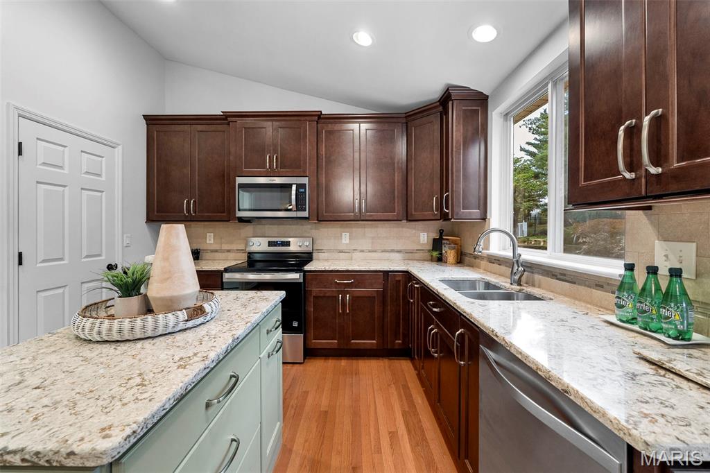 St Louis, Missouri 63129, United States, 3 Bedrooms Bedrooms, ,2 BathroomsBathrooms,Residential,Coming Soon,218694