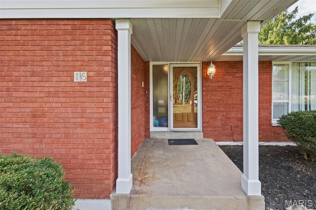 16 Londonderry Drive