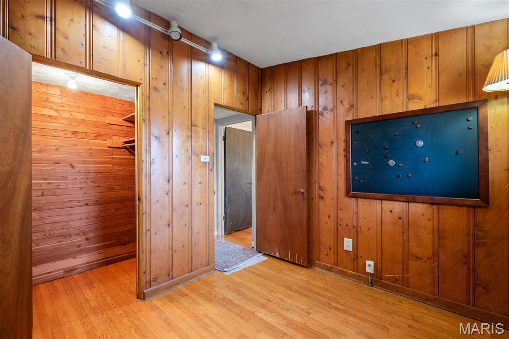 Oakwood Acres - Residential