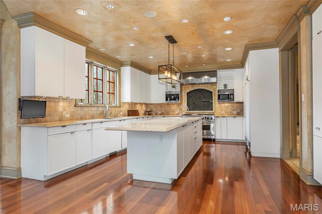 Burkert Estate - Residential