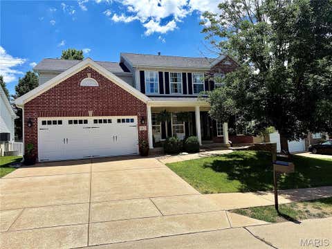 Photo of 42 Clovercrest Court, St Louis, MO 63129 (MLS # 26037289)