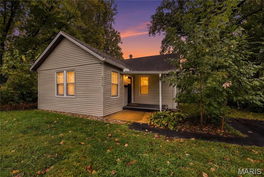 Photo of 8718 Mavis Place, St John, MO 63114 (MLS # 26064958)