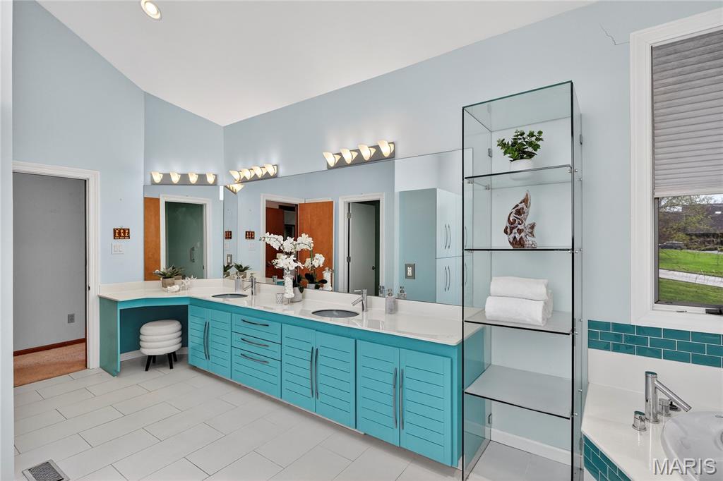 Topping Manor 2 - Residential