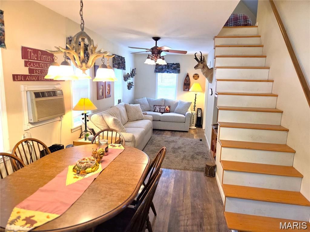 Photo of 406 Arrowhead Trail, Hermann, MO 65041 (MLS # 26027485)