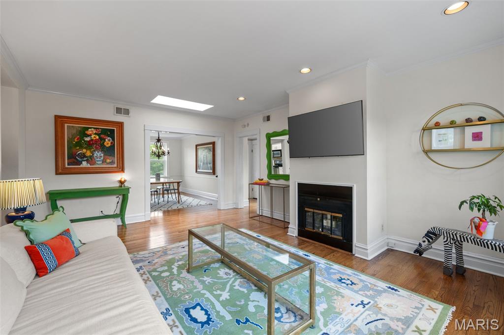7521 Byron Place 3E