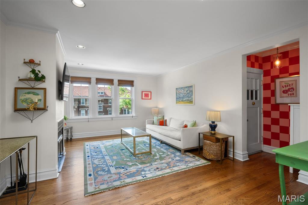 7521 Byron Place 3E