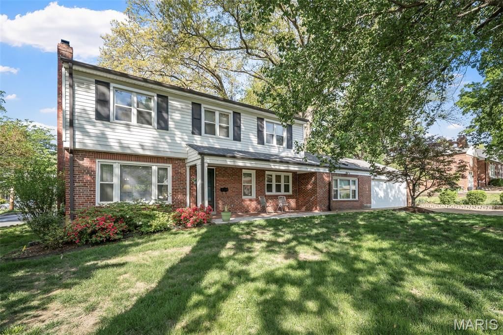 Photo of 801 Fairdale Avenue, Rock Hill, MO 63119 (MLS # 26024394)