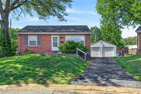 Photo of 9233 Meadowbrook Lane, Overland, MO 63114 (MLS # 26023403)