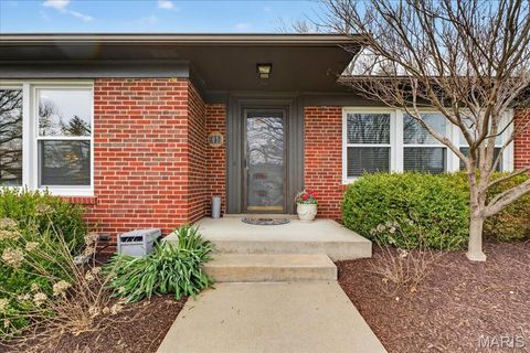Tiny photo for 61 Tealwood Drive, Creve Coeur, MO 63141 (MLS # 26014976)