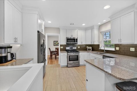 Tiny photo for 61 Tealwood Drive, Creve Coeur, MO 63141 (MLS # 26014976)