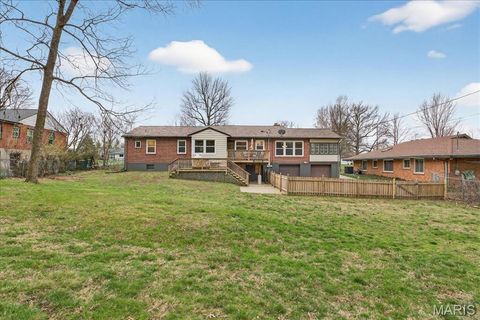 Tiny photo for 61 Tealwood Drive, Creve Coeur, MO 63141 (MLS # 26014976)