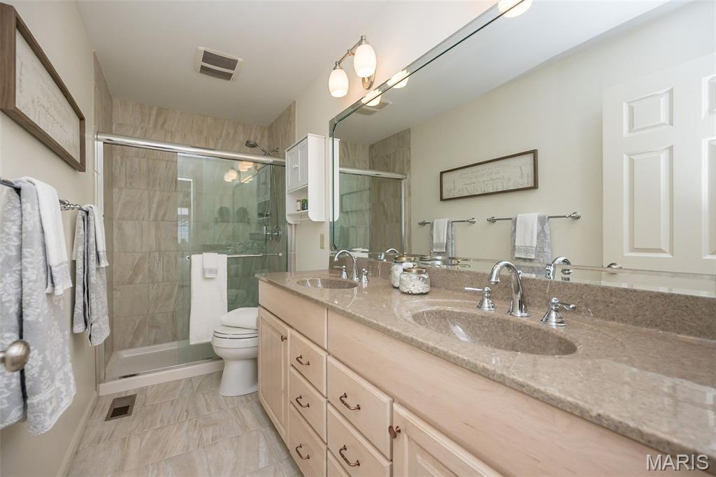 Manors Of Broadmoor Condo - Residential