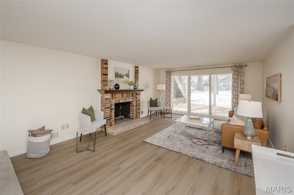 Manors Of Broadmoor Condo - Residential